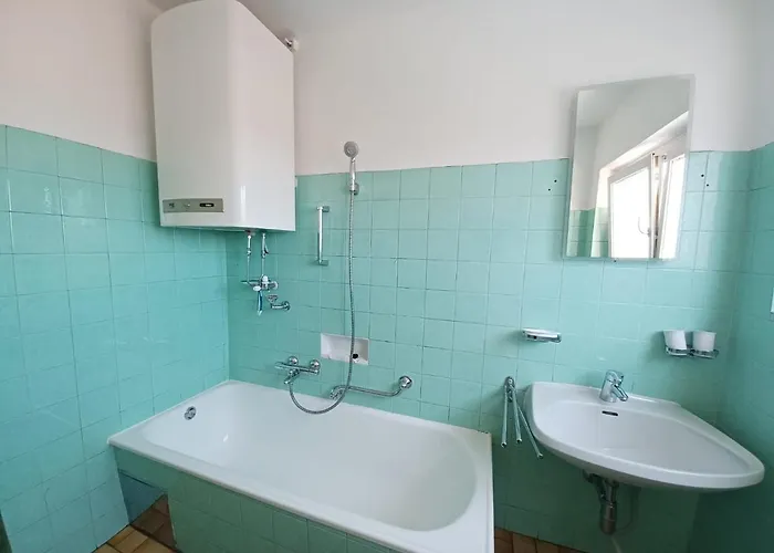 Brightcenterapartment Проживание в семье *