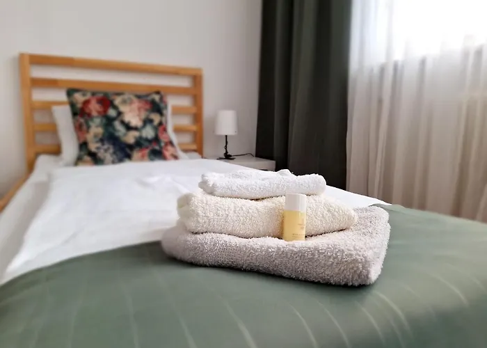 Brightcenterapartment *